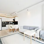 0004 Cozy Residence 1 Bedroom Apartment For Rent In A Modern Residential Complex With Facilities , Mahmutlar